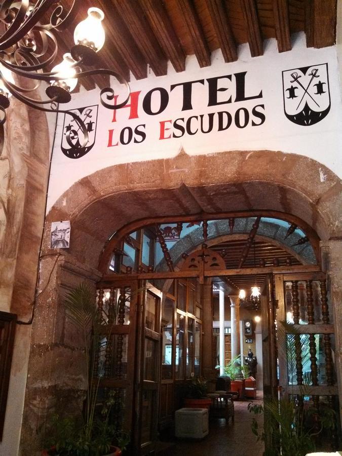 Hotel Los Escudos Pátzcuaro Exterior foto